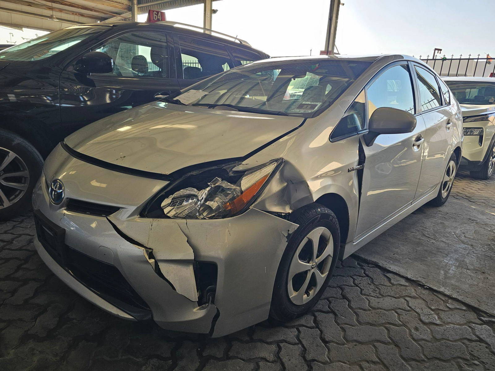 2012 TOYOTA PRIUS — 259050 Miles — Lot 43942213 — Main - Marhaba Auctions Used Cars - Image 5