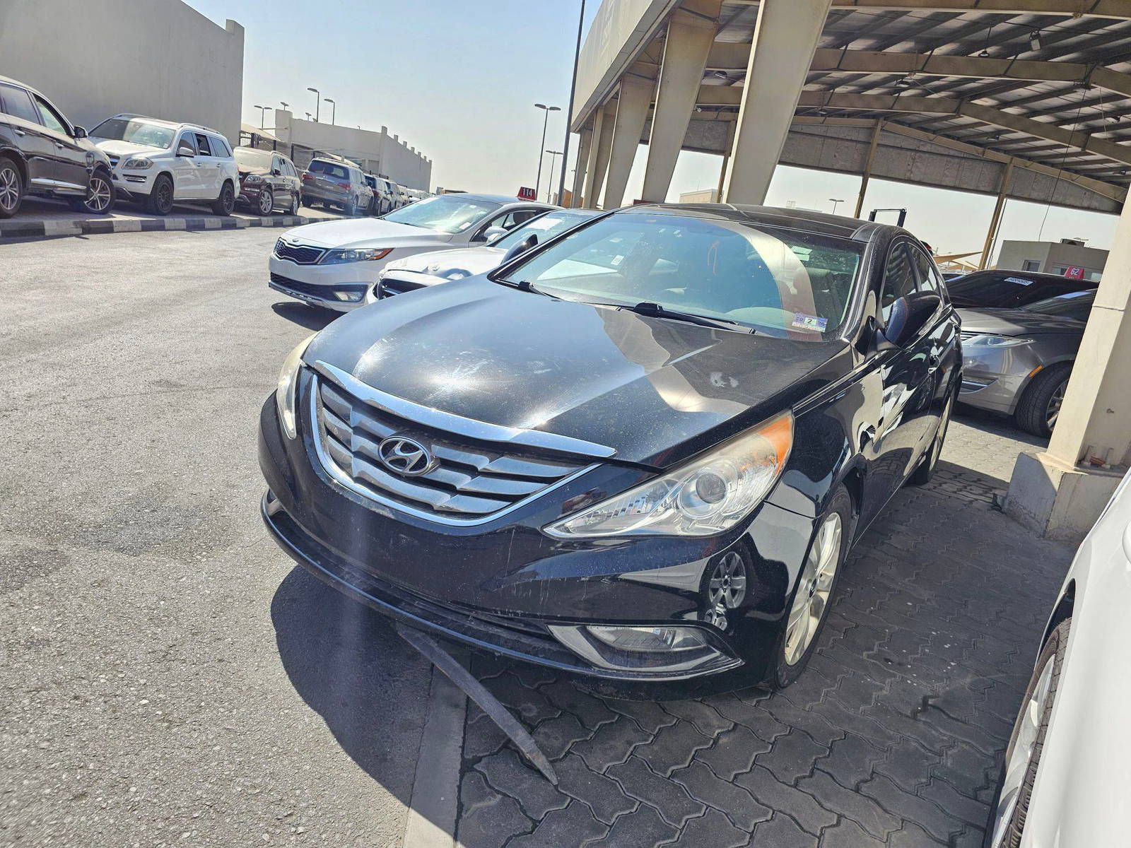 2012 HYUNDAI SONATA — 123666 Miles — Lot CH498997 — Souq - Marhaba Auctions Used Cars - Image 4