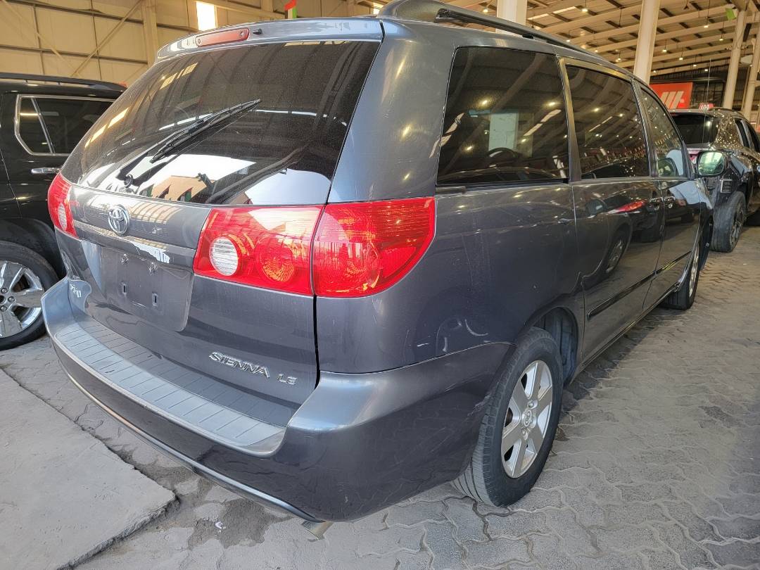 2007 TOYOTA SIENNA — 191496 Miles — Lot 041352 — Main - Marhaba Auctions Used Cars - Image 3
