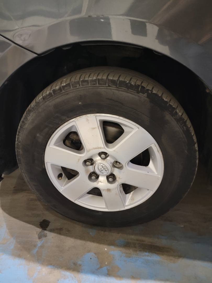 2009 TOYOTA SIENNA — 190189 Miles — Lot 230065 — Main - Marhaba Auctions Used Cars - Image 10