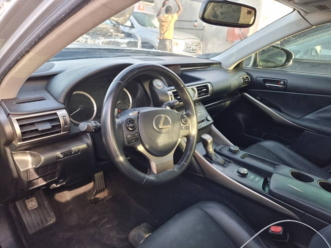 2015 LEXUS IS 250 — 131901 Miles — Lot 45991 — Ind. 12 - Marhaba Auctions Used Cars - Image 6