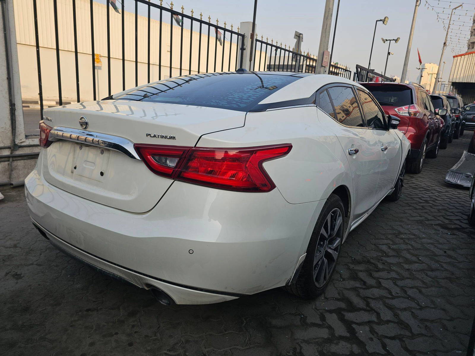 NISSAN MAXIMA 2017 view 2