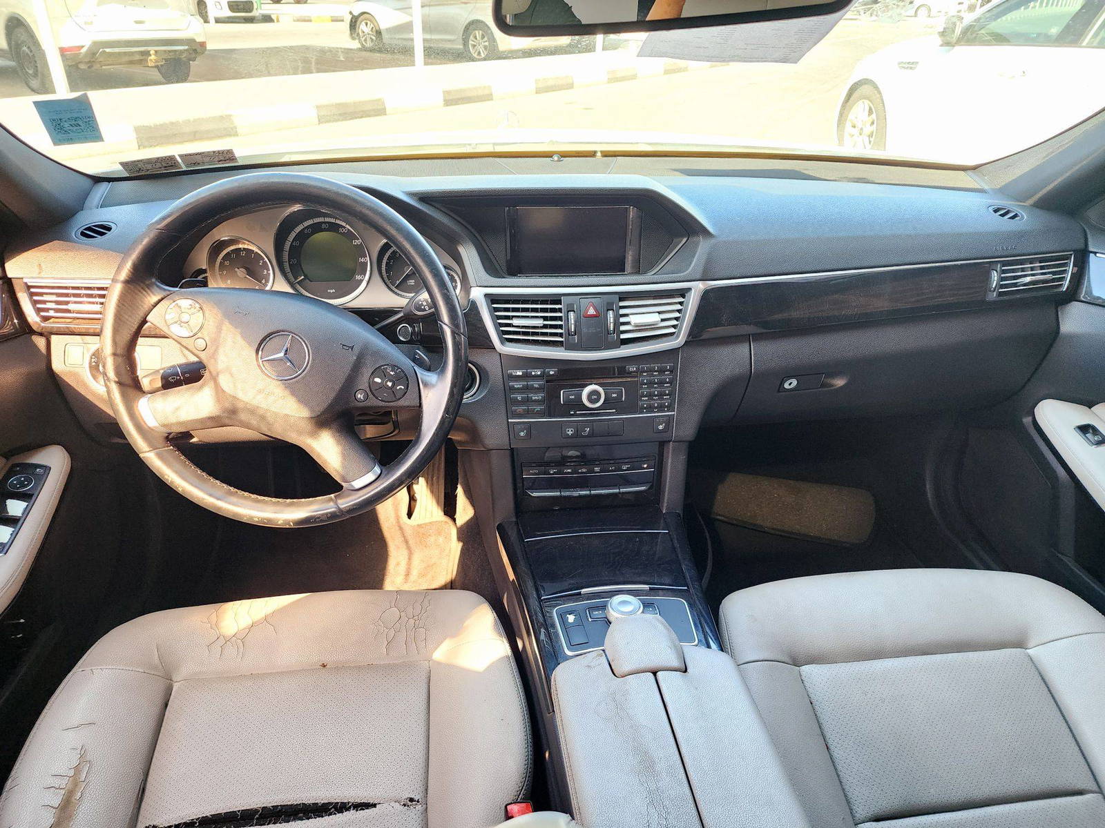 2011 MERCEDES BENZ E 350 — 126527 Miles — Lot 215487 — Souq - Marhaba Auctions Used Cars - Image 7