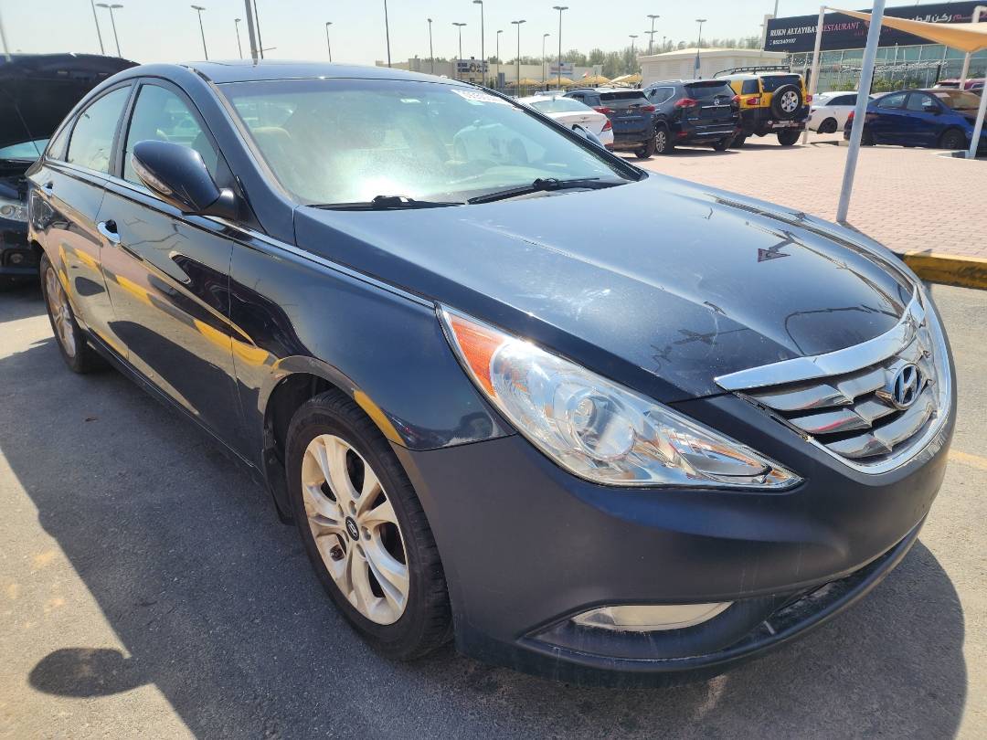 2013 HYUNDAI SONATA — 189811 Miles — Lot 41572 — Main - Marhaba Auctions Used Cars - Image 4