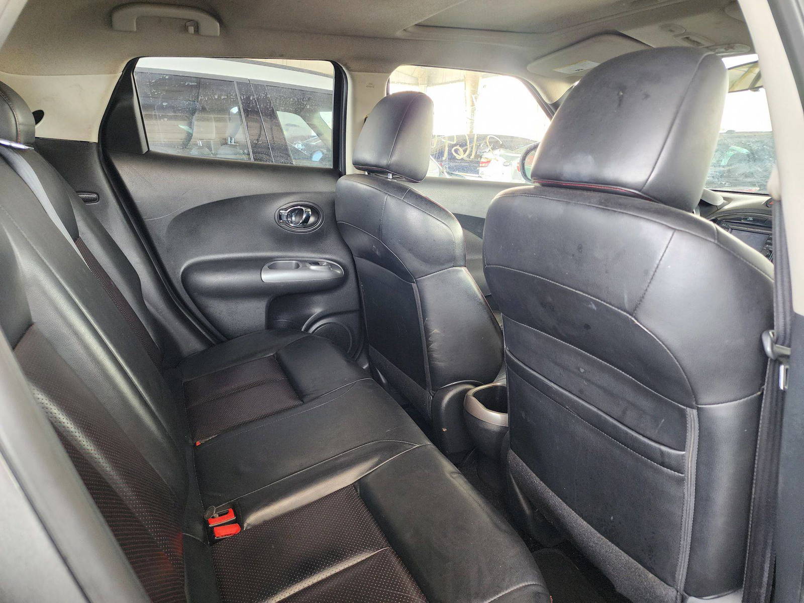 2011 NISSAN JUKE — 216447 Miles — Lot 70826033 — Main - Marhaba Auctions Used Cars - Image 4