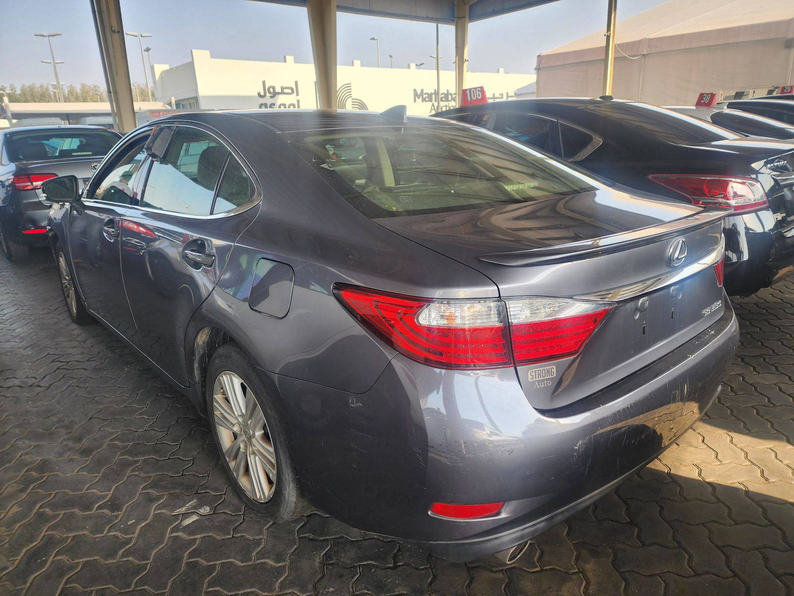 2015 LEXUS ES 350 — 207413 Miles — Lot 2206094 — Main - Marhaba Auctions Used Cars - Image 3