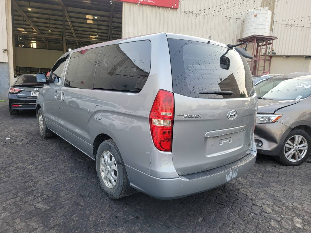 2011 HYUNDAI GRAND STAREX — 205938 KM — Lot JBBU286665 — Main - Marhaba Auctions Used Cars - Image 6