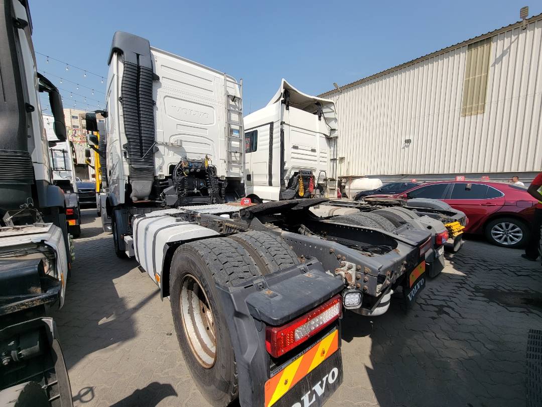 2015 VOLVO FH-Series — 652697 KM — Lot B726492 — Main - Marhaba Auctions Used Cars - Image 3