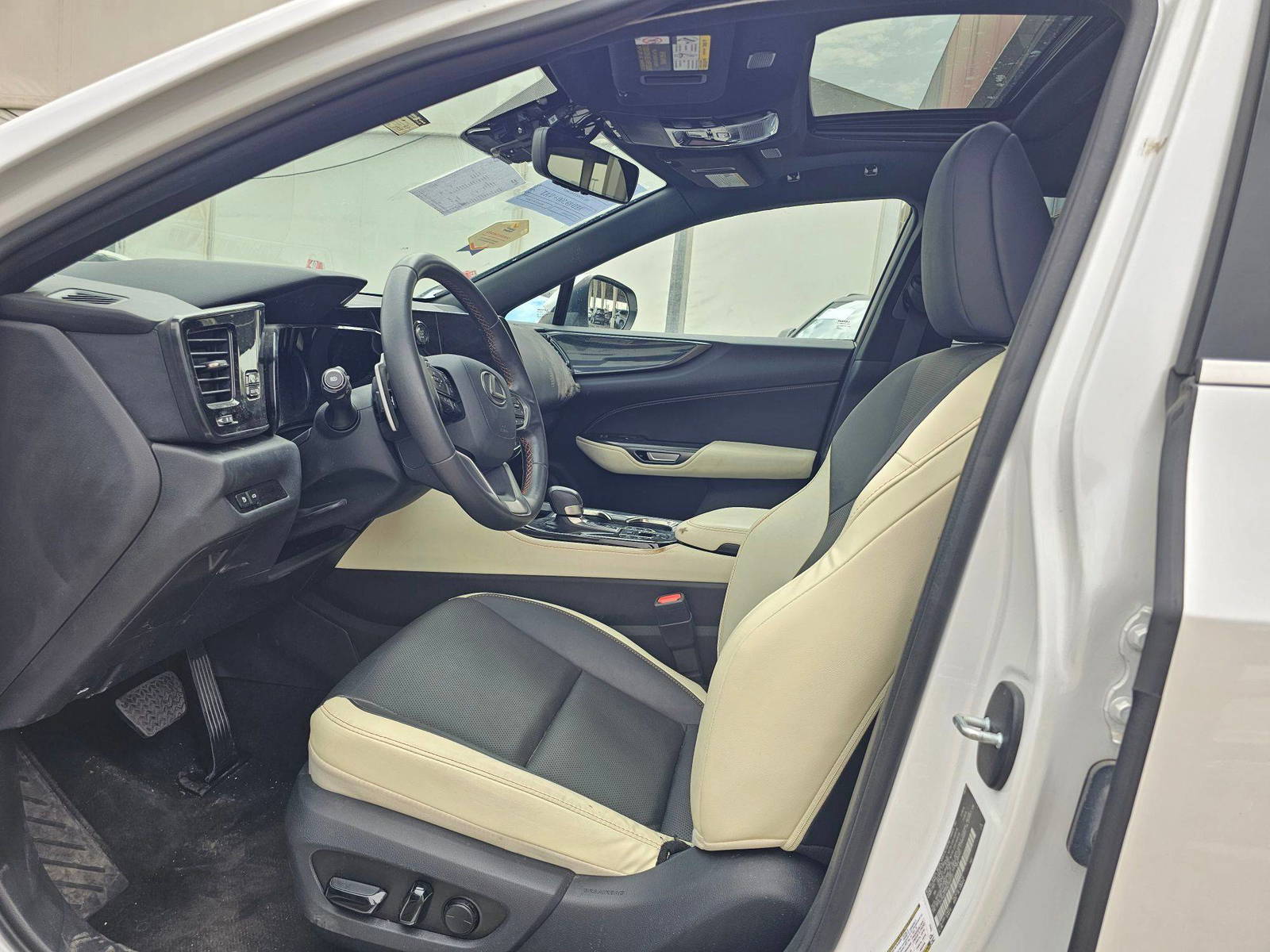 LEXUS NX 350 2022 - Marhaba Auction Used Cars - Image 10