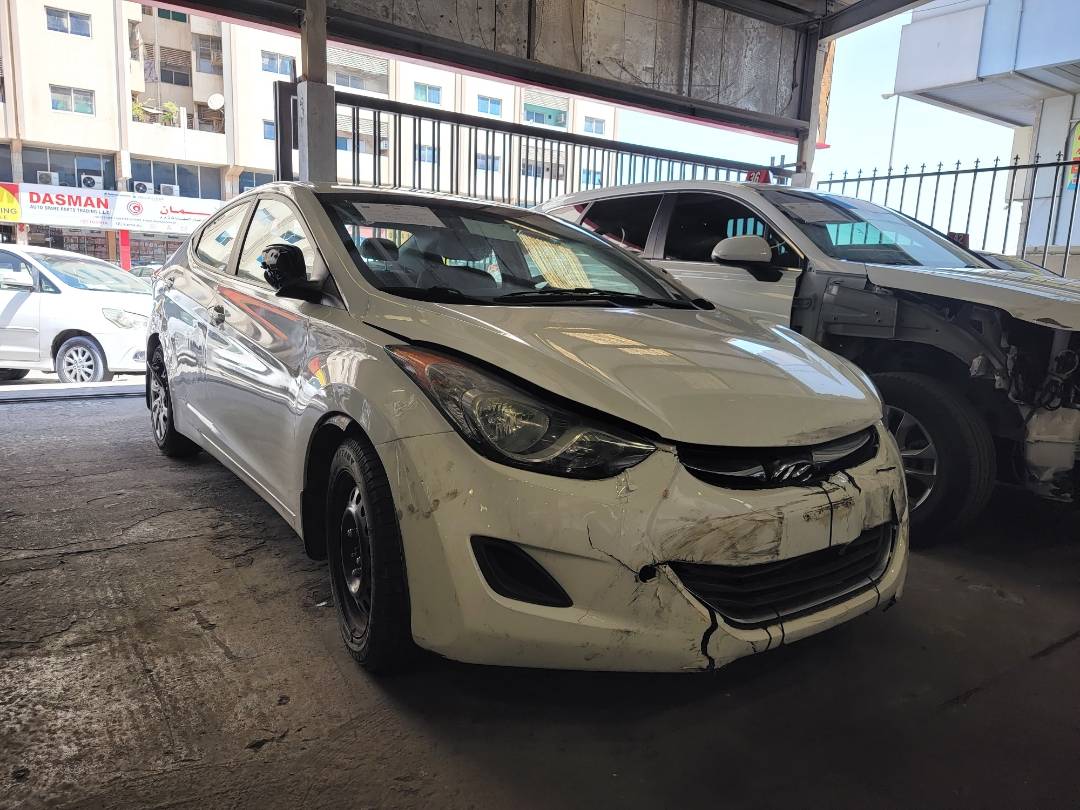 2013 HYUNDAI ELANTRA — 218755 KM — Lot 42490 — Main - Marhaba Auctions Used Cars - Image 4
