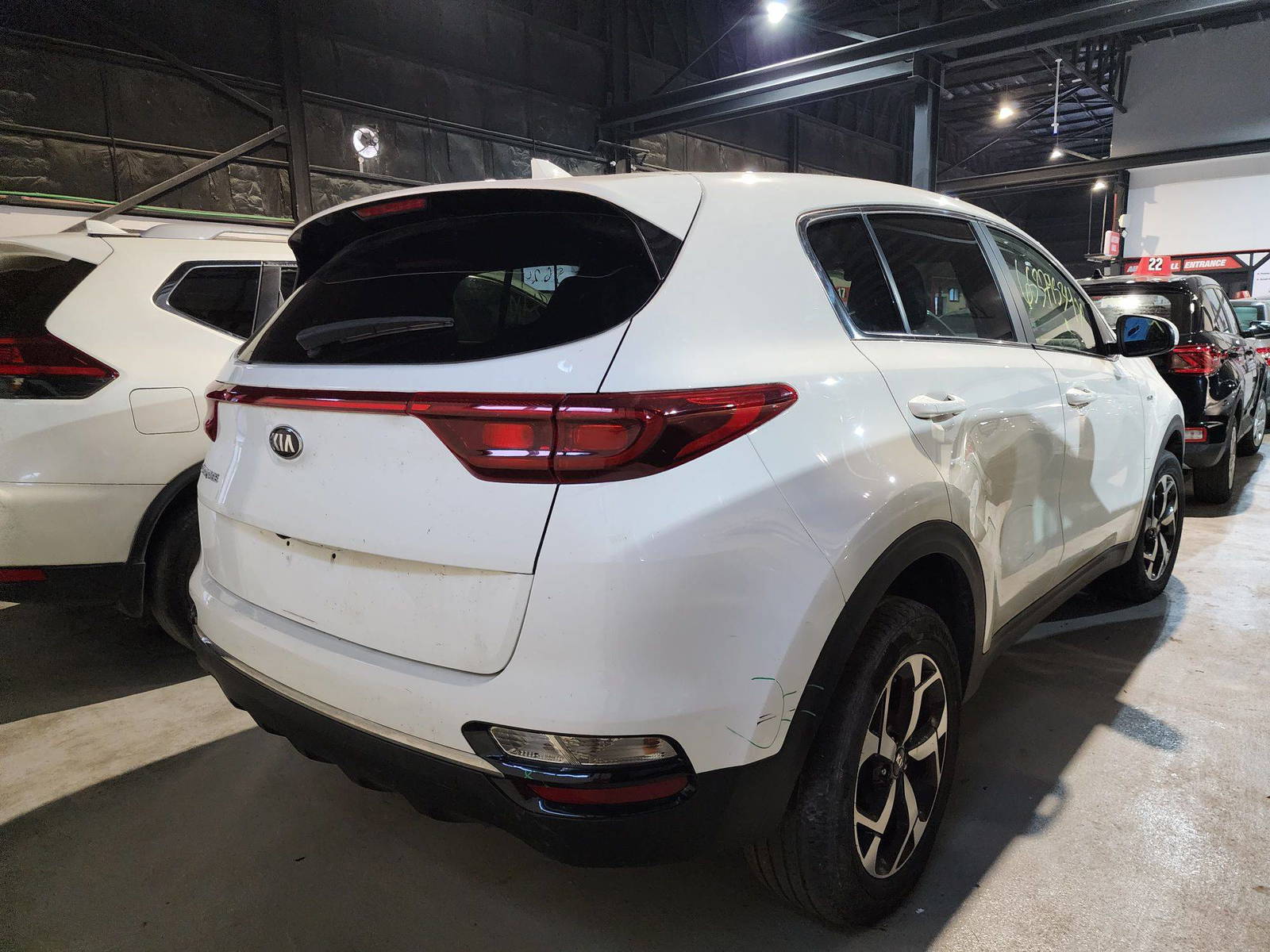 2020 KIA SPORTAGE — 30603 Miles — Lot 65379534 — Al Quoz - Marhaba Auctions Used Cars - Image 3