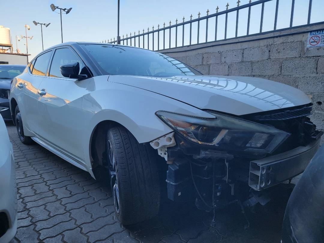 2018 NISSAN MAXIMA — 100530 Miles — Lot 400686 — Main - Marhaba Auctions Used Cars - Image 3