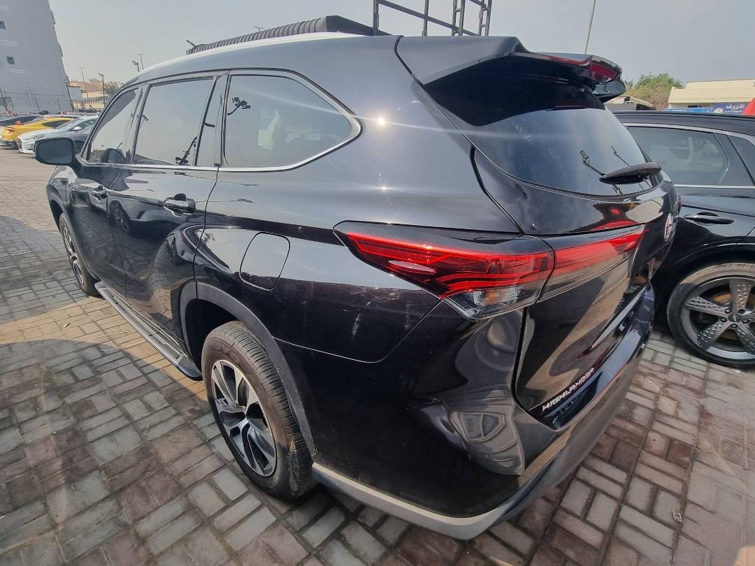 TOYOTA HIGHLANDER 2022 - Marhaba Auction Used Cars - Image 4