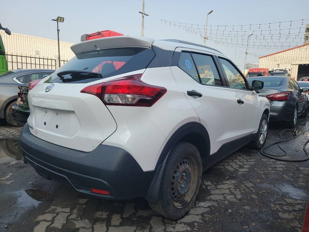 2018 NISSAN KICKS — 71399 Miles — Lot 534834 — Main - Marhaba Auctions Used Cars - Image 3