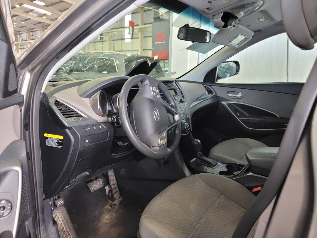 HYUNDAI SANTA FE 2016 - Marhaba Auction Used Cars - Image 6