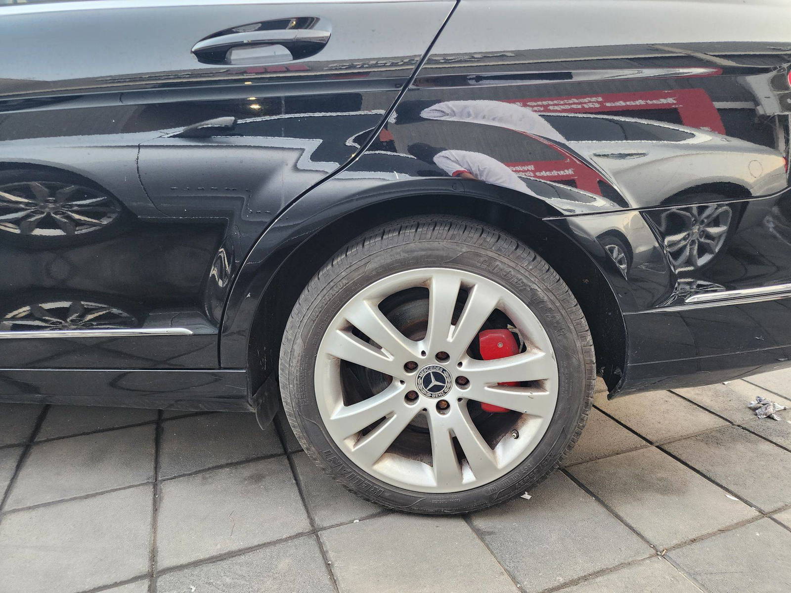 MERCEDES BENZ C300 2011 - Marhaba Auction Used Cars - Image 12