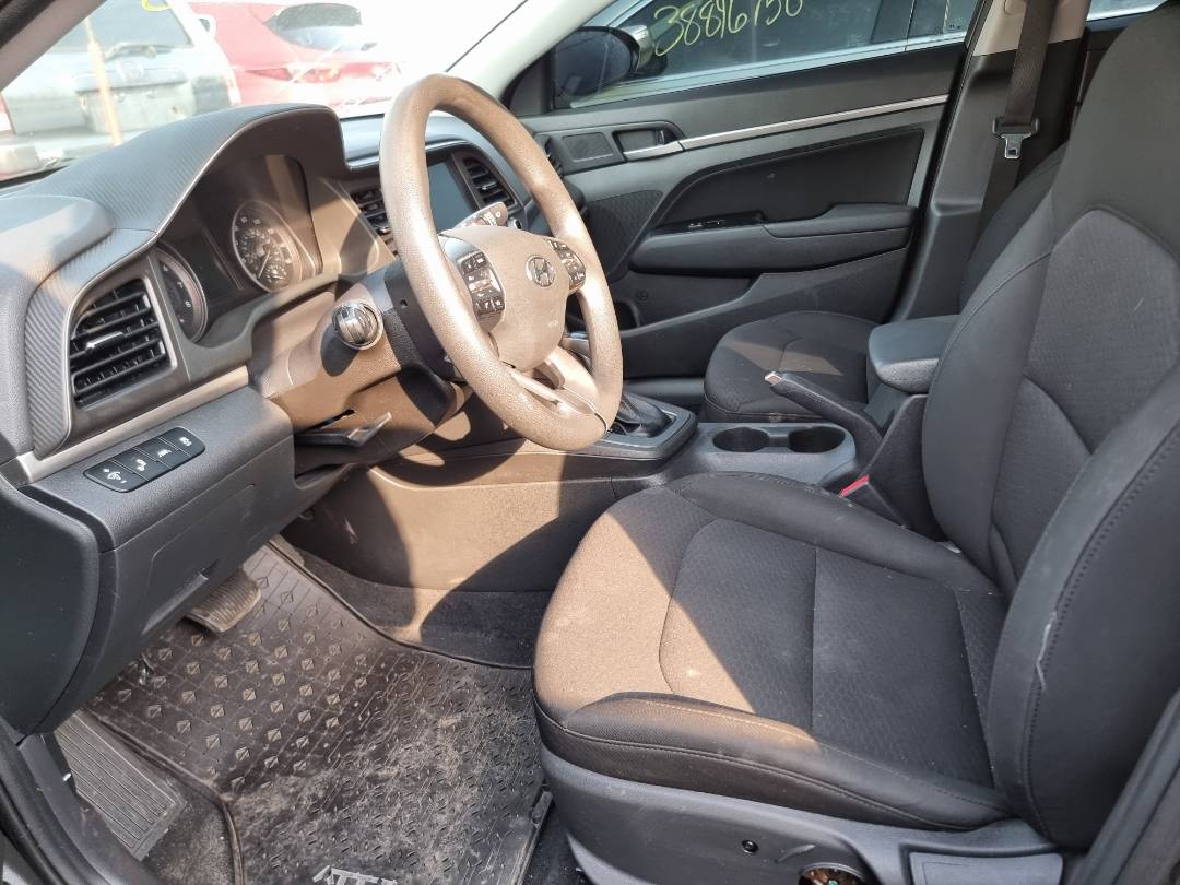 2020 HYUNDAI ELANTRA — 100210 Miles — Lot 79476673 — Souq - Marhaba Auctions Used Cars - Image 8