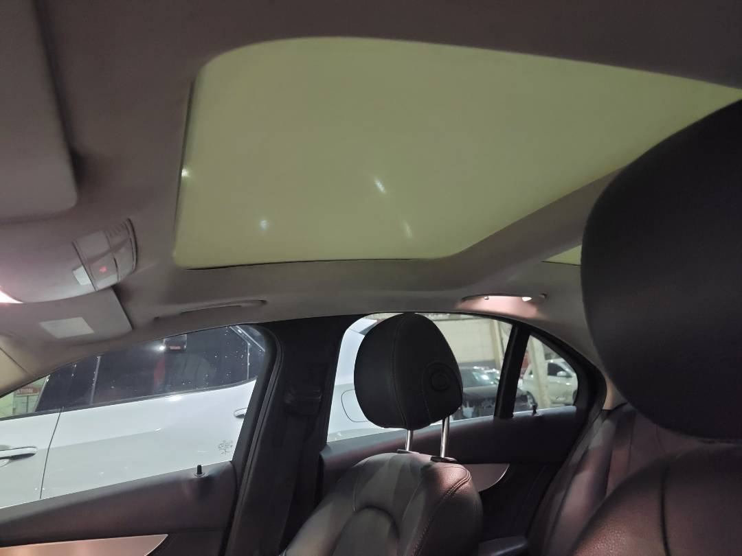 MERCEDES BENZ C300 2016 - Marhaba Auction Used Cars - Image 8