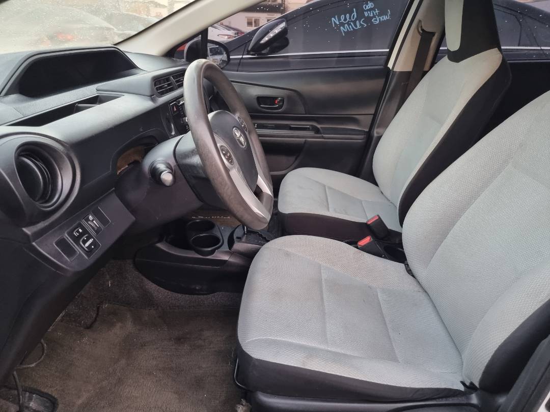 2015 TOYOTA PRIUS C — 128879 Miles — Lot 215487 — Ind. 12 - Marhaba Auctions Used Cars - Image 8