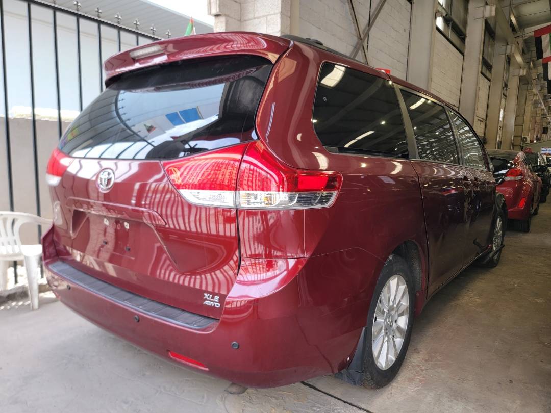2011 TOYOTA SIENNA — 279799 Miles — Lot XBS008916 — Main - Marhaba Auctions Used Cars - Image 3