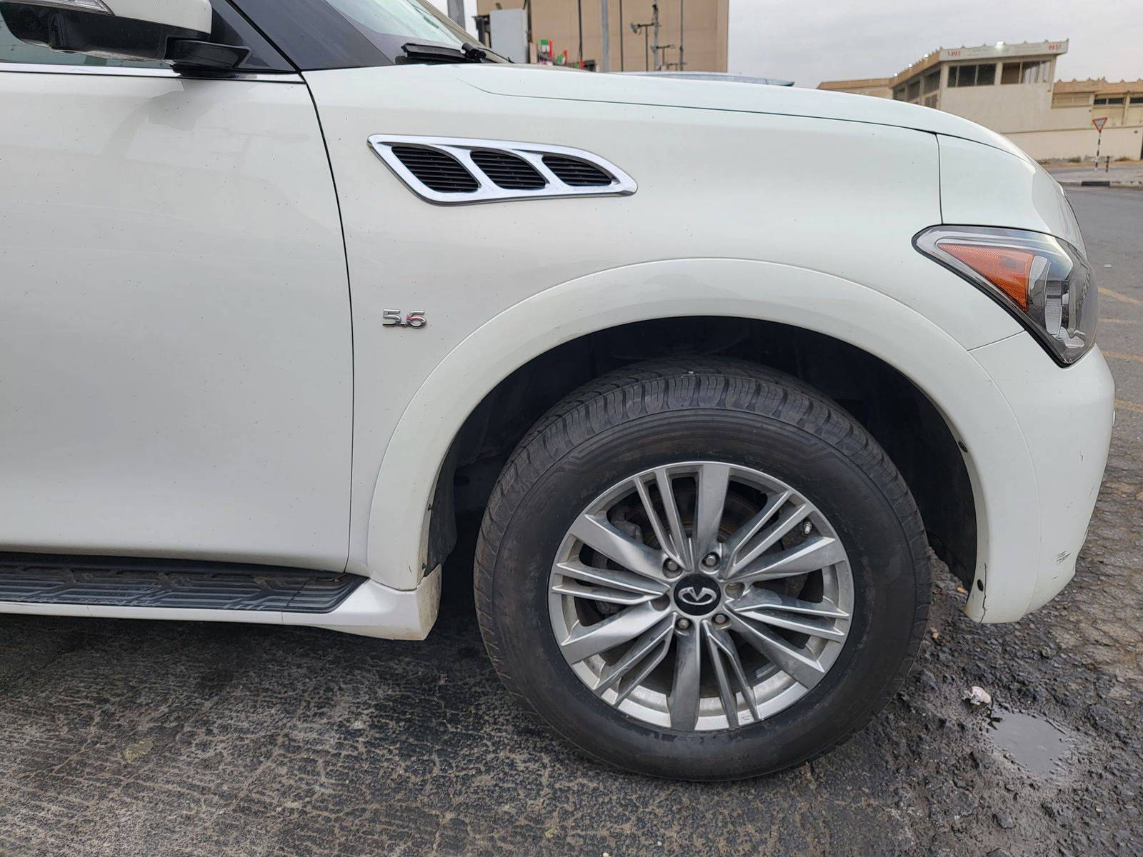 INFINITI QX80 2014 - Marhaba Auction Used Cars - Image 11