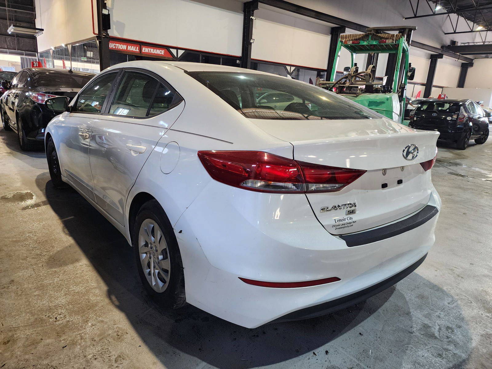 2018 HYUNDAI ELANTRA — 141920 Miles — Lot 4117 — Al Quoz - Marhaba Auctions Used Cars - Image 4
