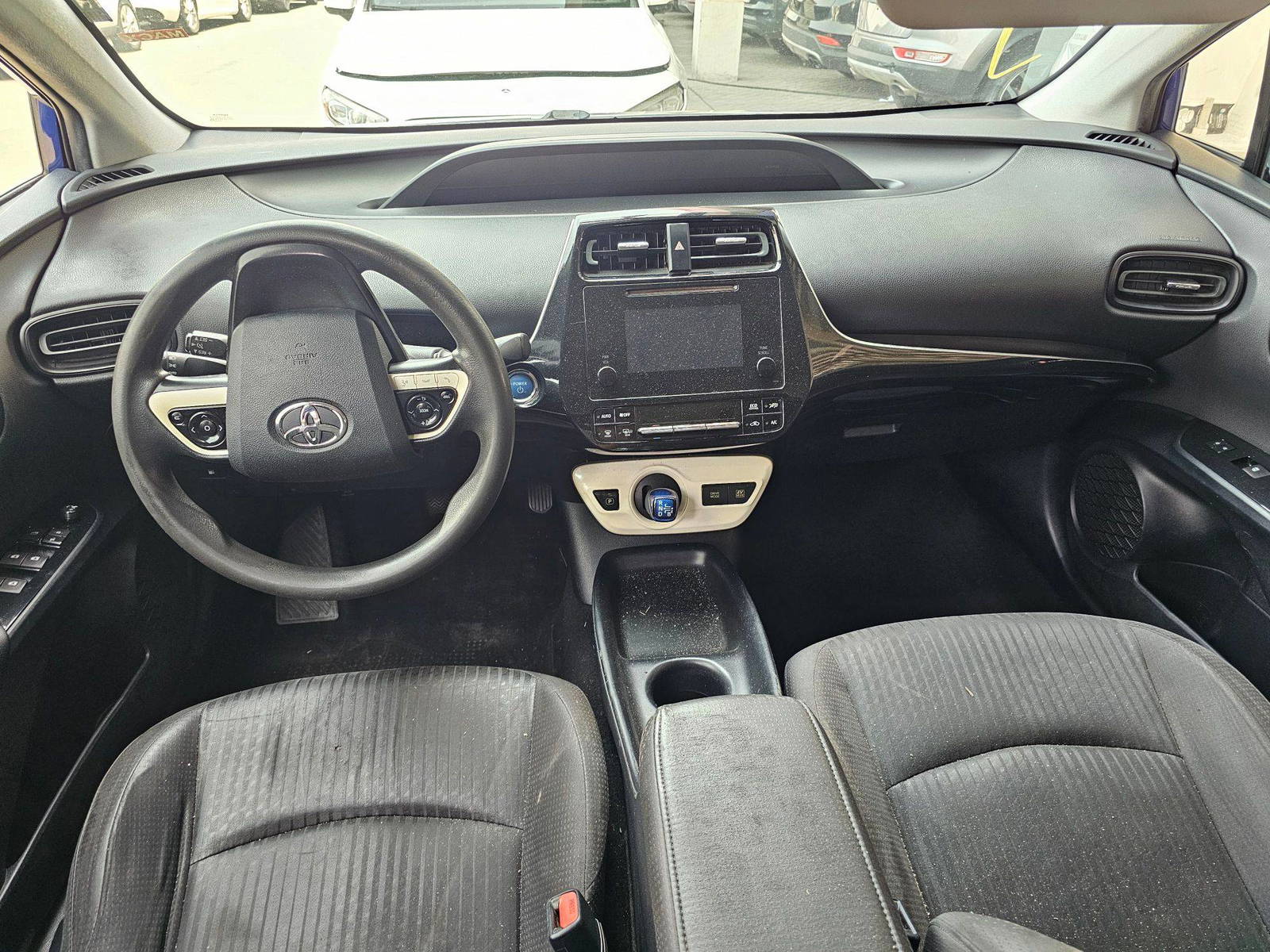 2016 TOYOTA PRIUS — 287777 Miles — Lot G3526095 — Souq - Marhaba Auctions Used Cars - Image 7