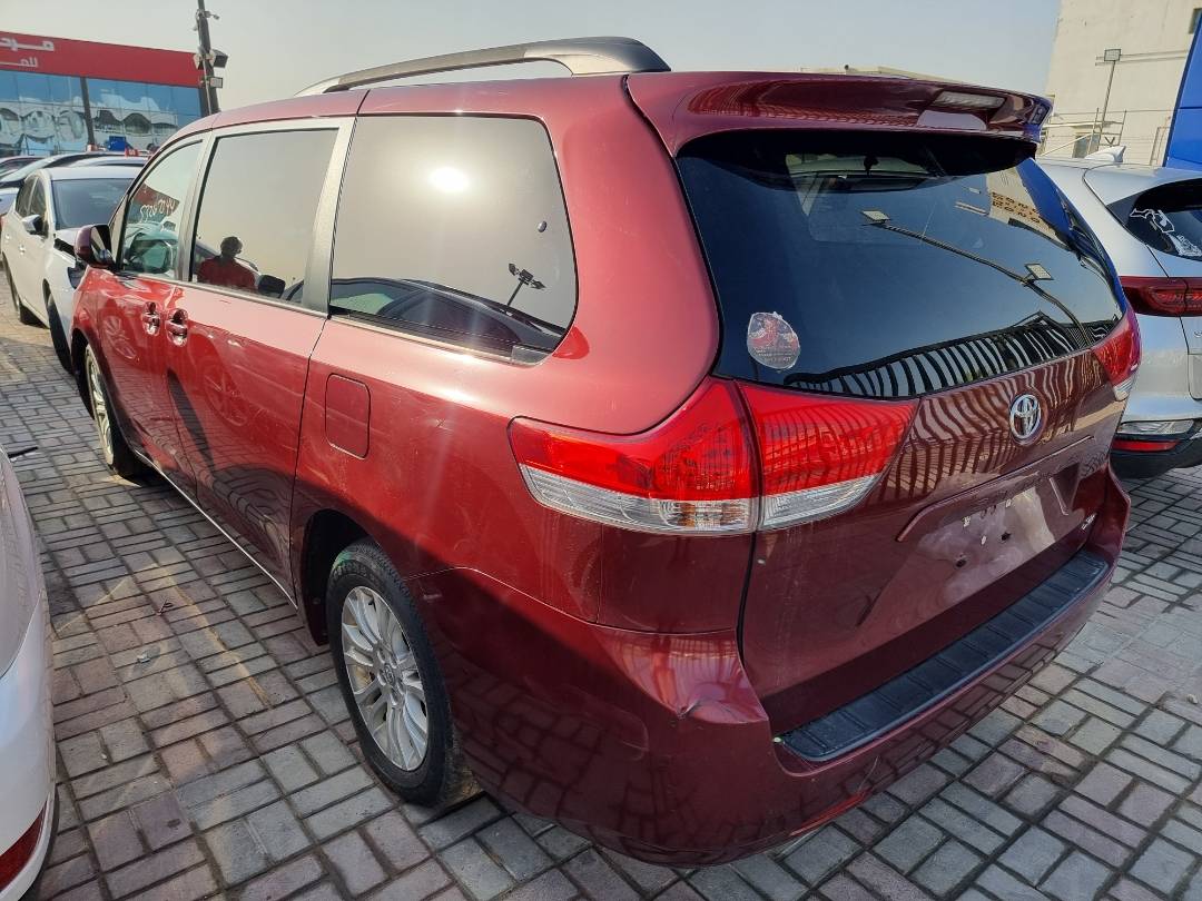 2013 TOYOTA SIENNA — 172254 Miles — Lot 125487 — Ind. 12 - Marhaba Auctions Used Cars - Image 4
