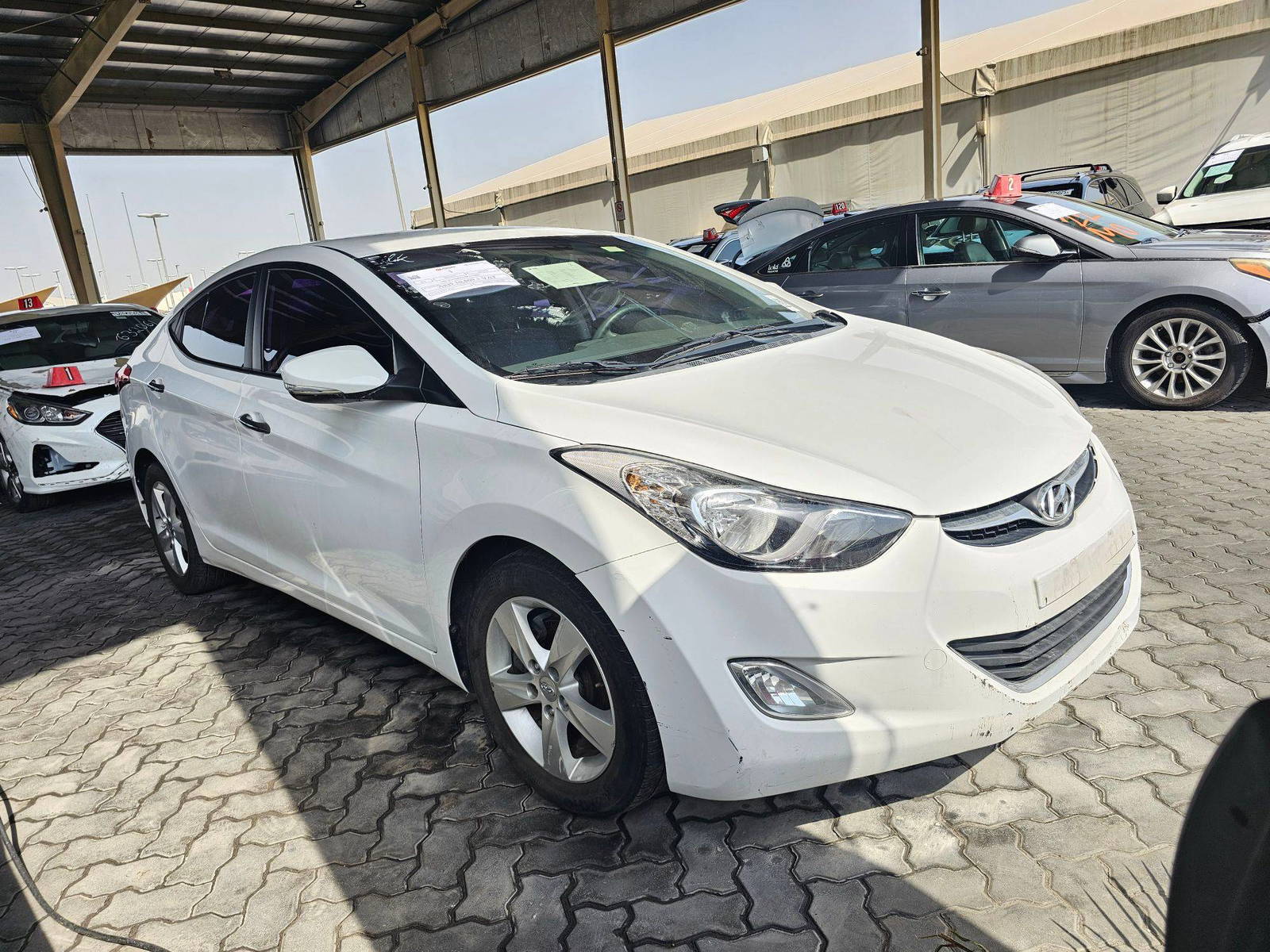 2012 HYUNDAI AVANTE — 249918 KM — Lot 215478 — Ind. 12 - Marhaba Auctions Used Cars - Image 5