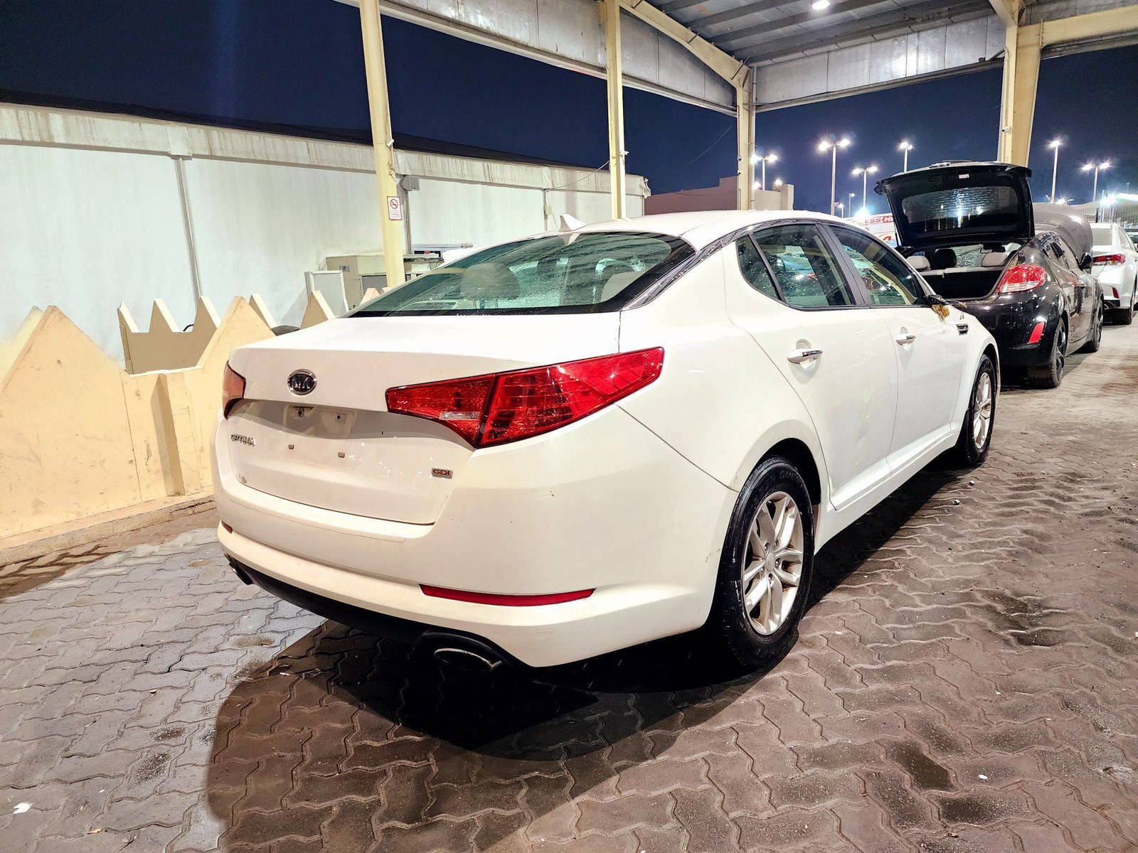 2012 KIA OPTIMA — 155652 Miles — Lot 85380954 — Souq - Marhaba Auctions Used Cars - Image 3