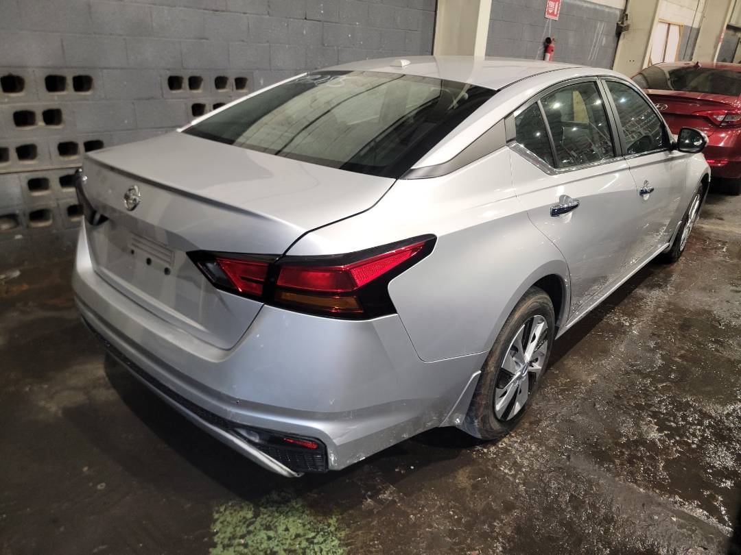 2019 NISSAN ALTIMA — 62434 Miles — Lot 2002100502 - Marhaba Auctions Used Cars - Image 3
