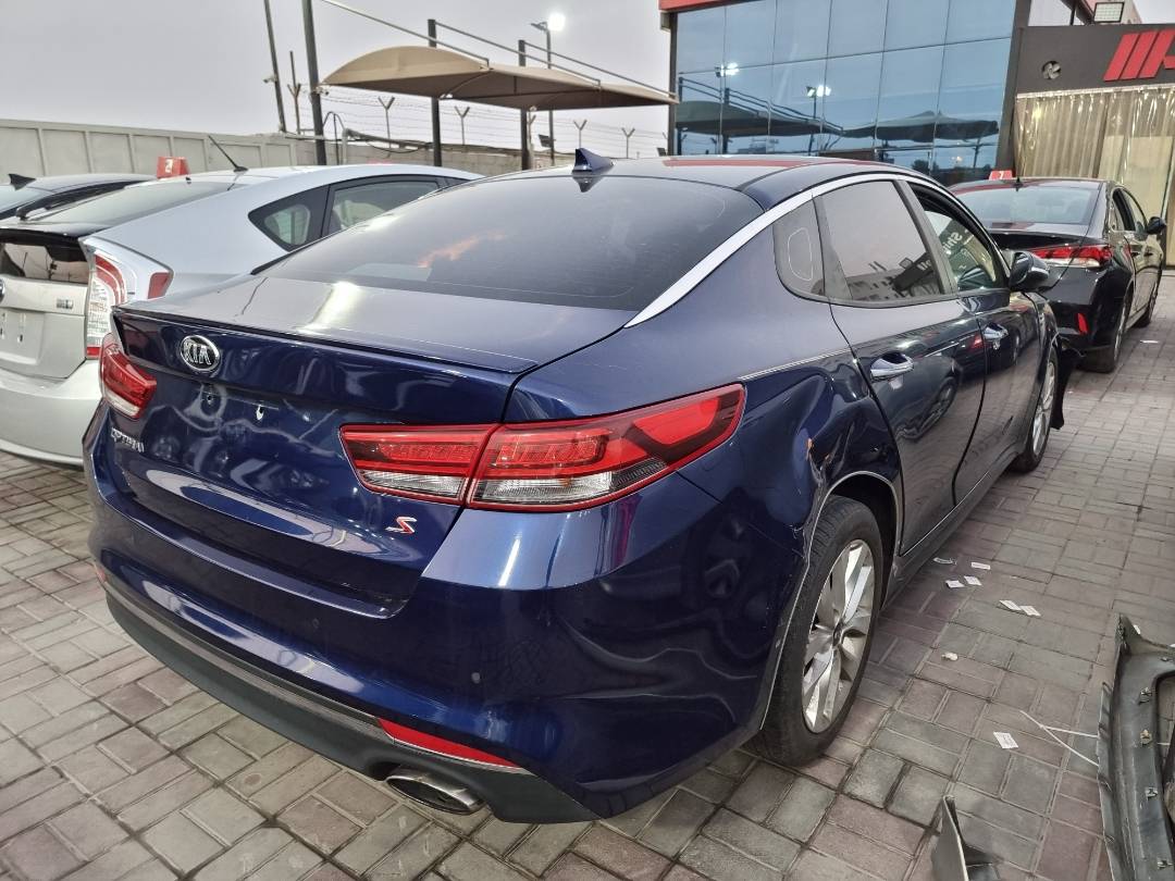 2018 KIA OPTIMA — 139523 Miles — Lot 215487 — Ind. 12 - Marhaba Auctions Used Cars - Image 4