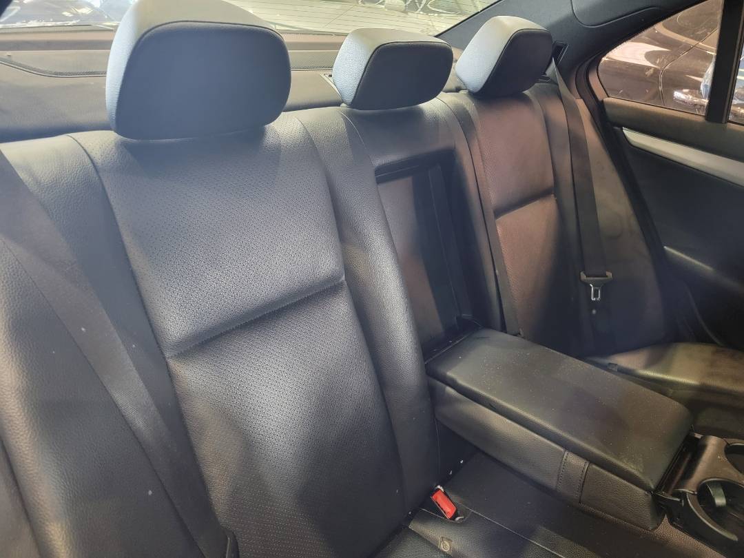 2010 MERCEDES BENZ C300 — 213673 Miles — Lot 36830931 - Marhaba Auctions Used Cars - Image 10