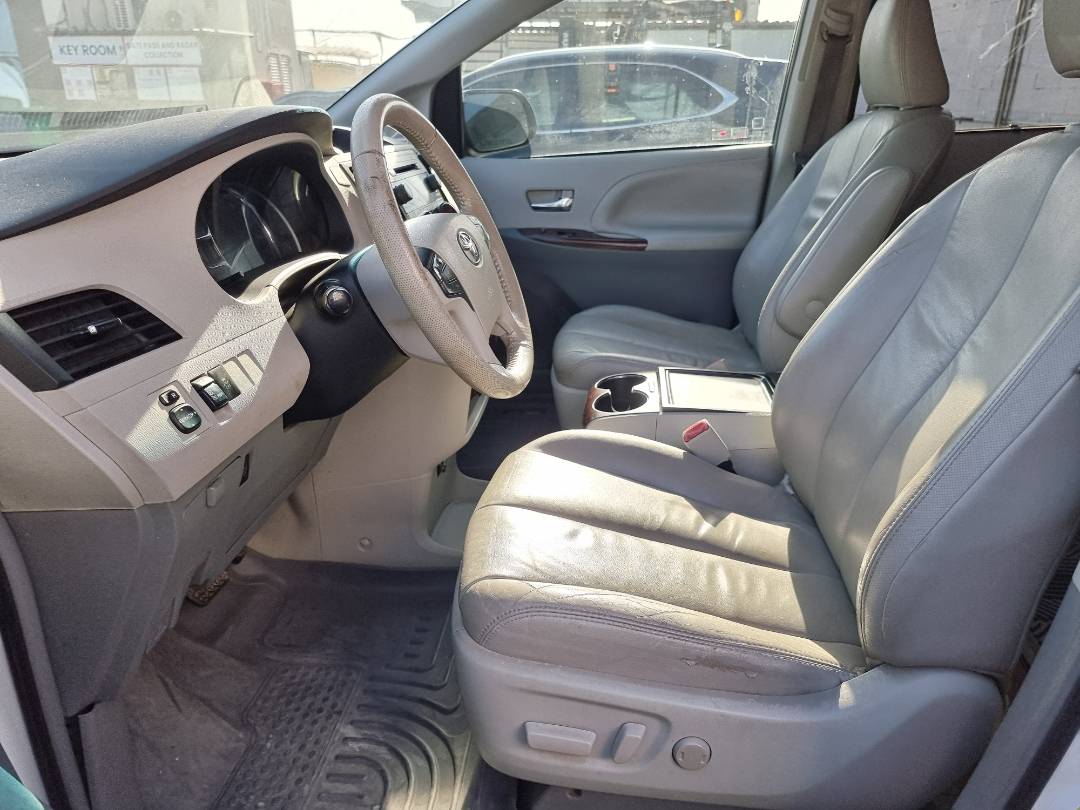 2012 TOYOTA SIENNA — 203957 Miles — Lot 125487 — Ind. 12 - Marhaba Auctions Used Cars - Image 6