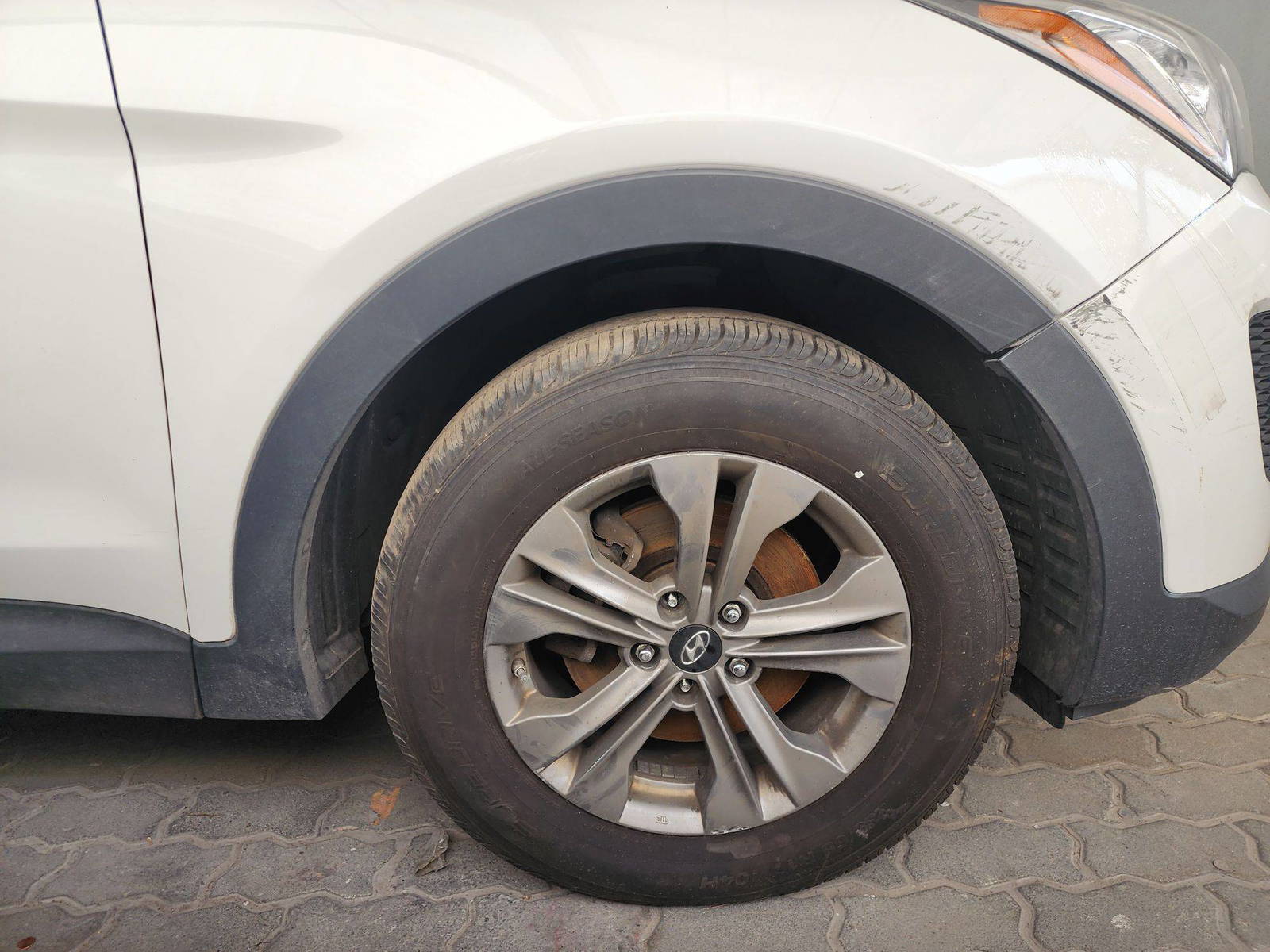 2016 HYUNDAI SANTA FE SPORT — 117854 Miles — Lot 368307 — Al Quoz - Marhaba Auctions Used Cars - Image 12