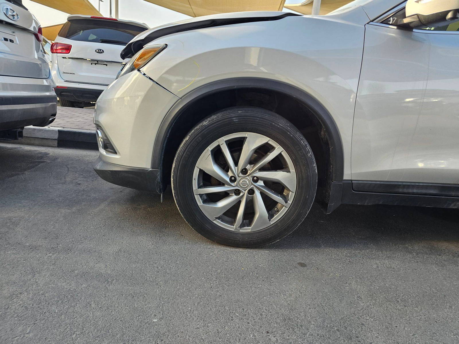 2015 NISSAN ROGUE — 209620 KM — Lot FC860637 — Souq - Marhaba Auctions Used Cars - Image 11