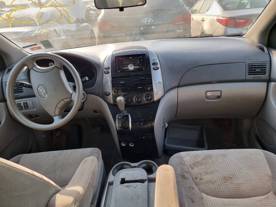 2008 TOYOTA SIENNA — 210468 Miles — Lot 125487 — Ind. 12 - Marhaba Auctions Used Cars - Image 7