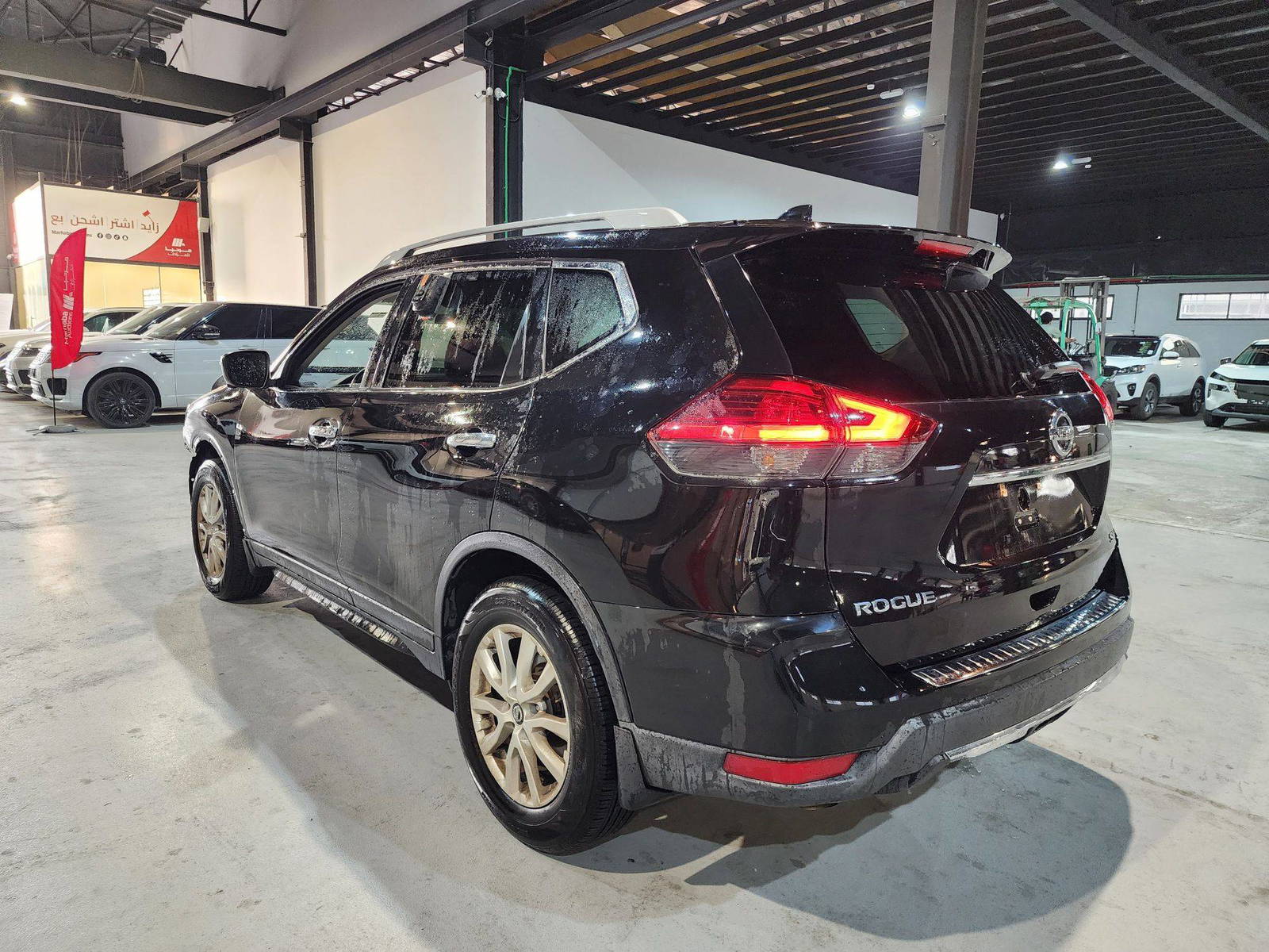 2017 NISSAN ROGUE — 91205 Miles — Lot 62570654 — Al Quoz - Marhaba Auctions Used Cars - Image 3
