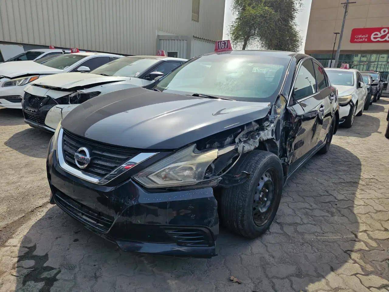Nissan Altima 2018 view 2