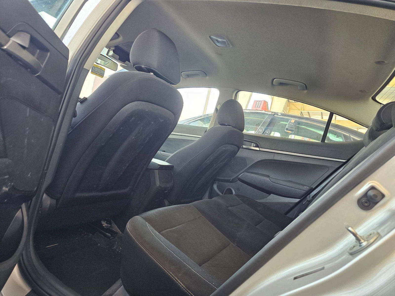 HYUNDAI ELANTRA 2018 - Marhaba Auction Used Cars - Image 6