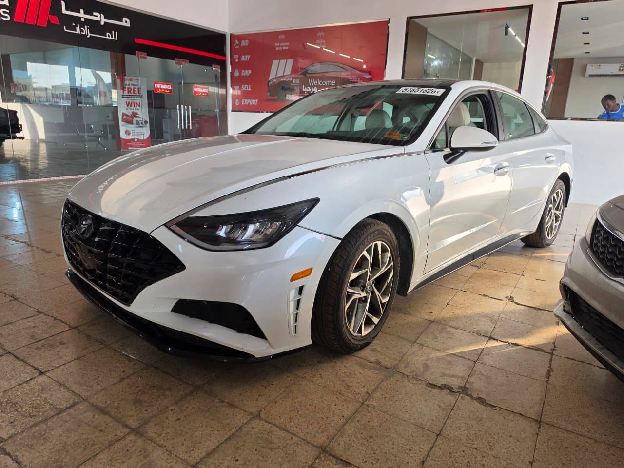 2020 HYUNDAI SONATA — sold — 152679 Miles — Lot 57851826 — Oman Yard - Marhaba Auctions Used Cars - Image 3