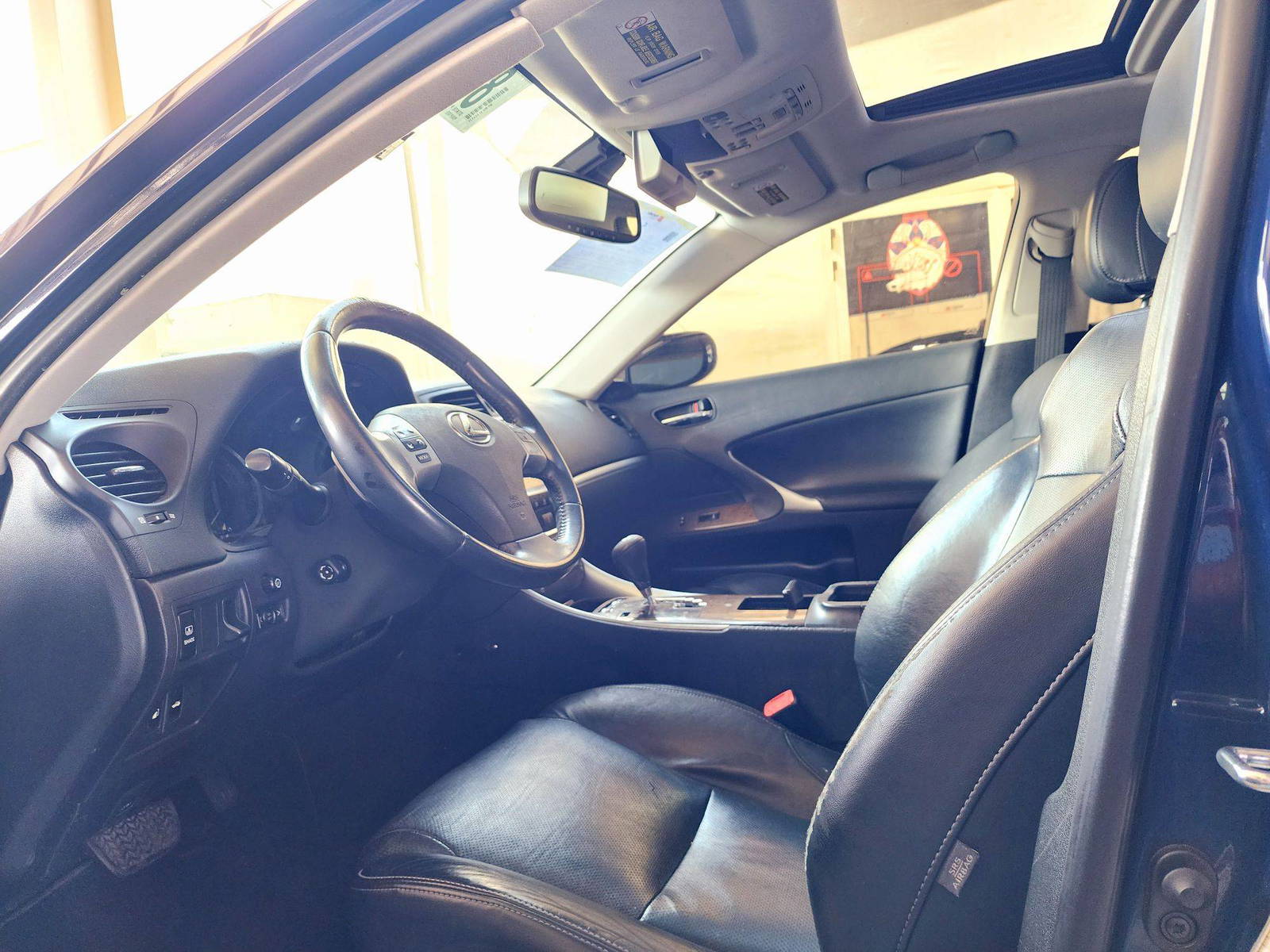 2011 LEXUS IS 250 — 167898 Miles — Lot 80077844 — Souq - Marhaba Auctions Used Cars - Image 9