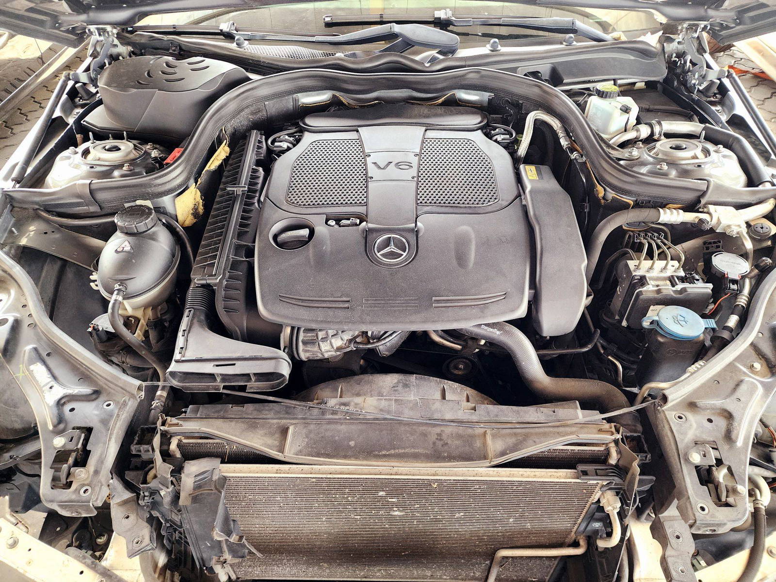 2012 MERCEDES BENZ E 350 — 167924 Miles — Lot 89275605 — Souq - Marhaba Auctions Used Cars - Image 10
