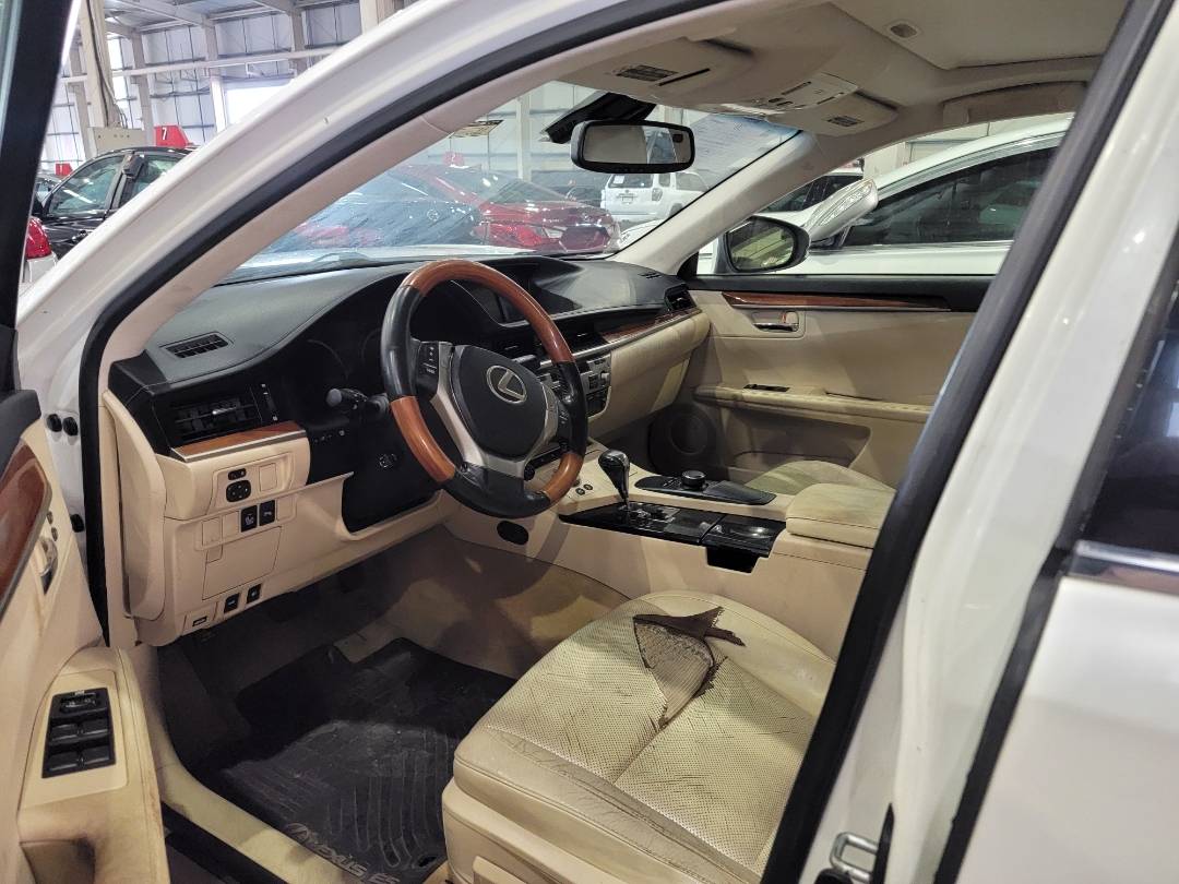 2013 LEXUS ES 300H — 204846 Miles — Lot 2002258 — Main - Marhaba Auctions Used Cars - Image 6