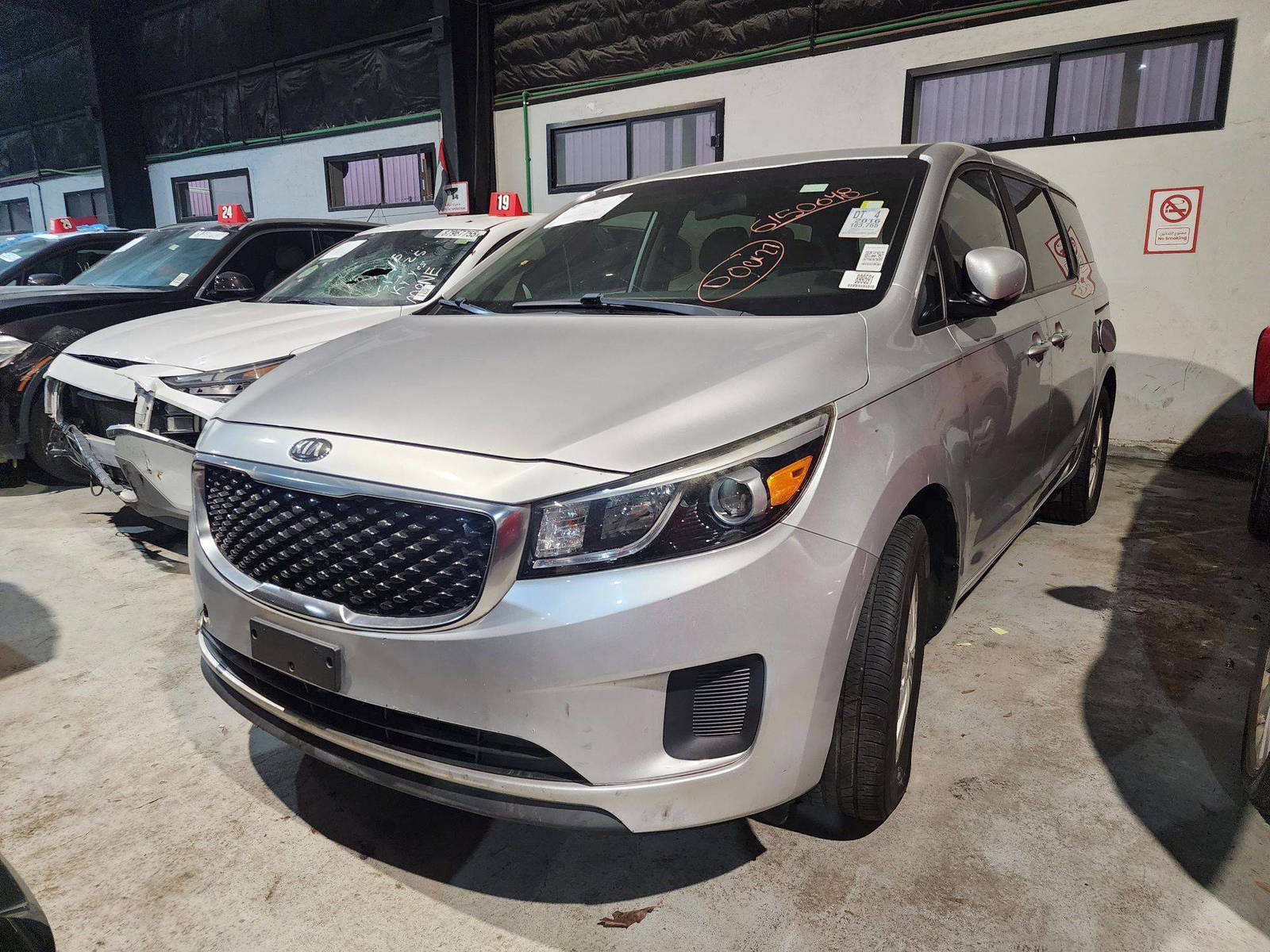2016 KIA SEDONA — 183765 Miles — Lot 6150648 — Souq - Marhaba Auctions Used Cars - Image 10