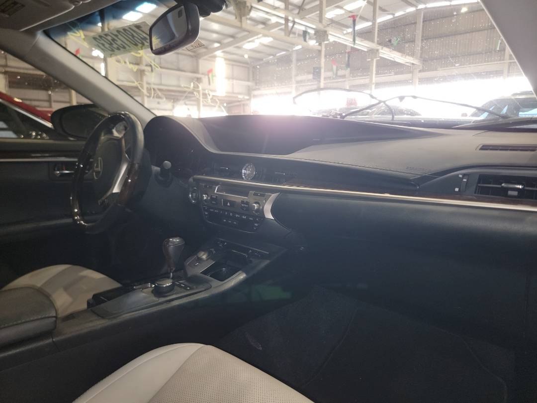 2014 LEXUS ES 350 — 86680 Miles — Lot 74801593 - Marhaba Auctions Used Cars - Image 6
