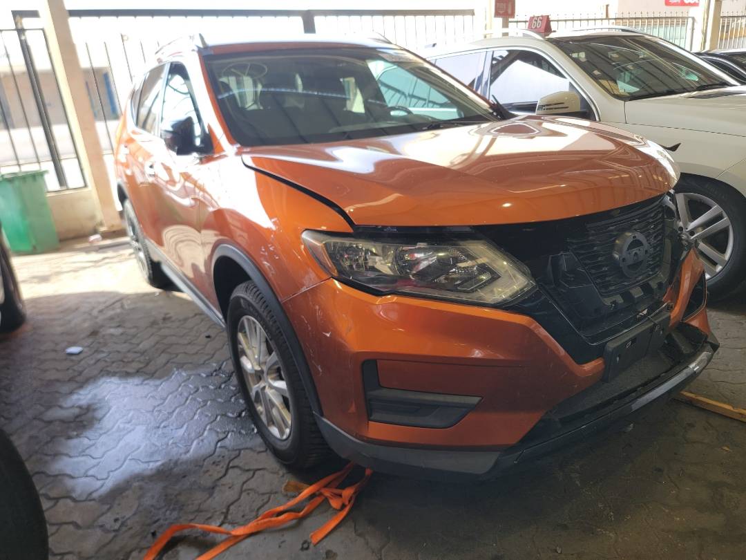 2017 NISSAN ROGUE — 114835 Miles — Lot HC741330 — Main - Marhaba Auctions Used Cars - Image 4