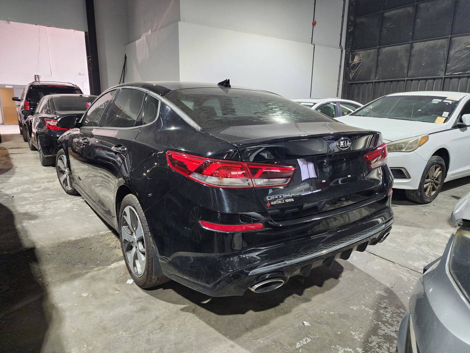 2019 KIA OPTIMA — 103660 Miles — Lot 42322350 — Souq - Marhaba Auctions Used Cars - Image 6