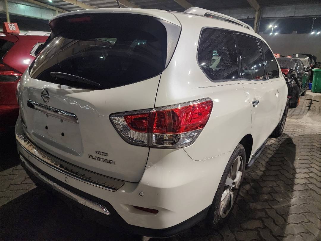 2015 NISSAN PATHFINDER — 129773 Miles — Lot C602515 - Marhaba Auctions Used Cars - Image 10