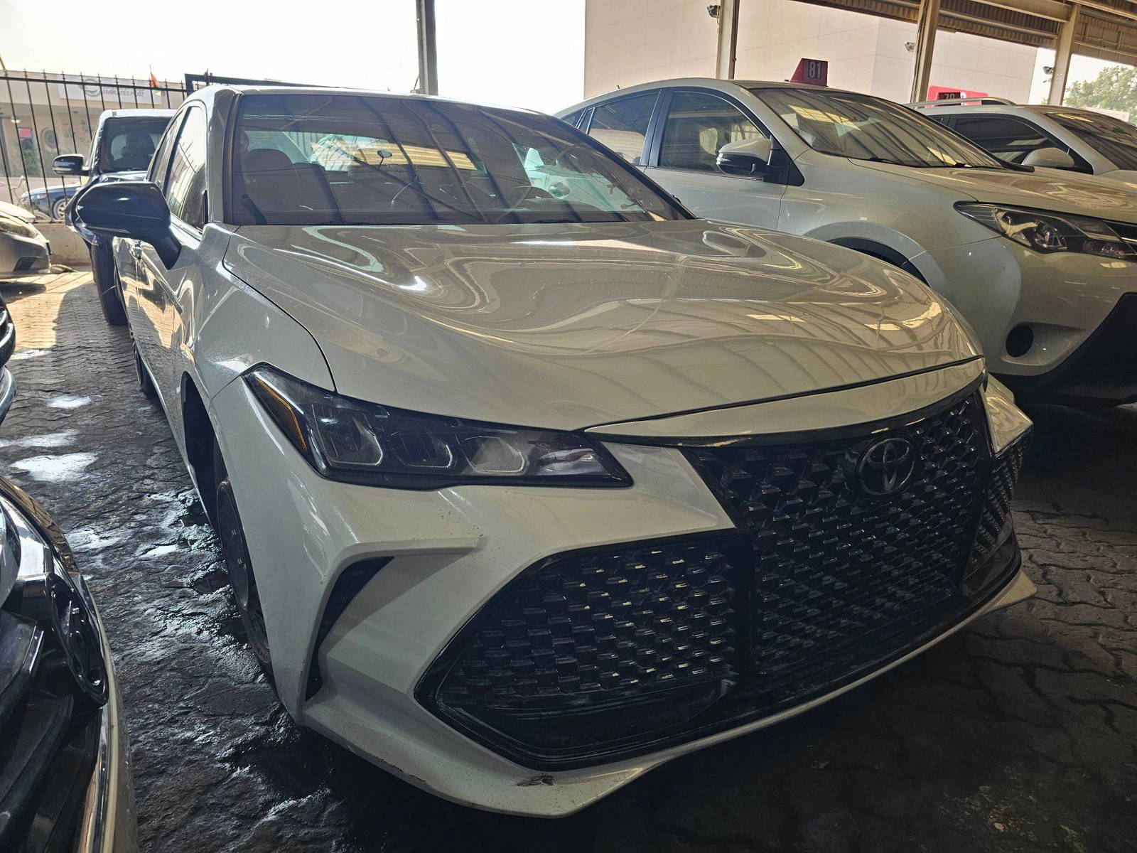 TOYOTA AVALON 2019 - Marhaba Auction Used Cars - Image 4